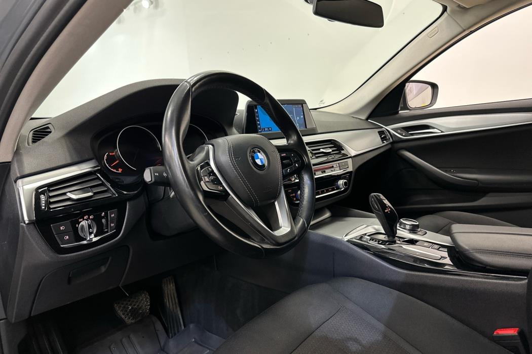 BMW 520 2018