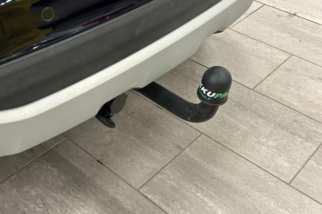 MERCEDES-BENZ GLA 2018