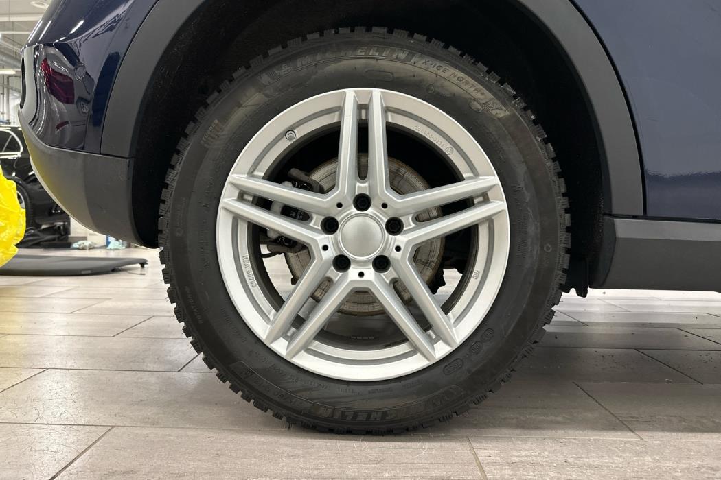 MERCEDES-BENZ GLA 2018