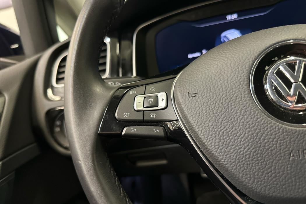 VOLKSWAGEN Golf 2019