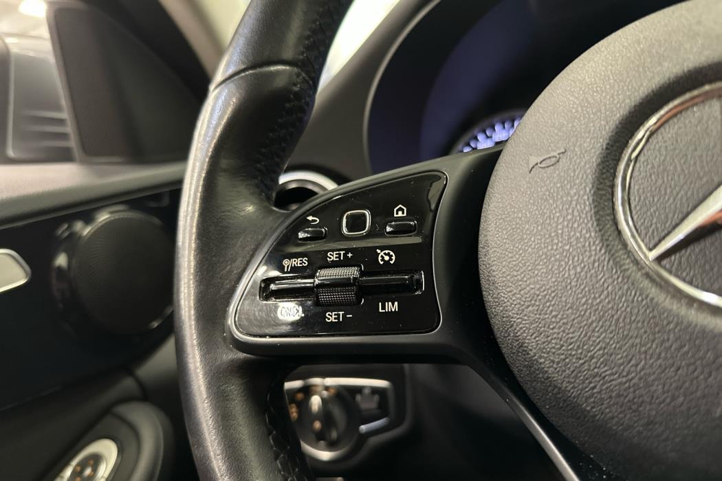 MERCEDES-BENZ C 2020