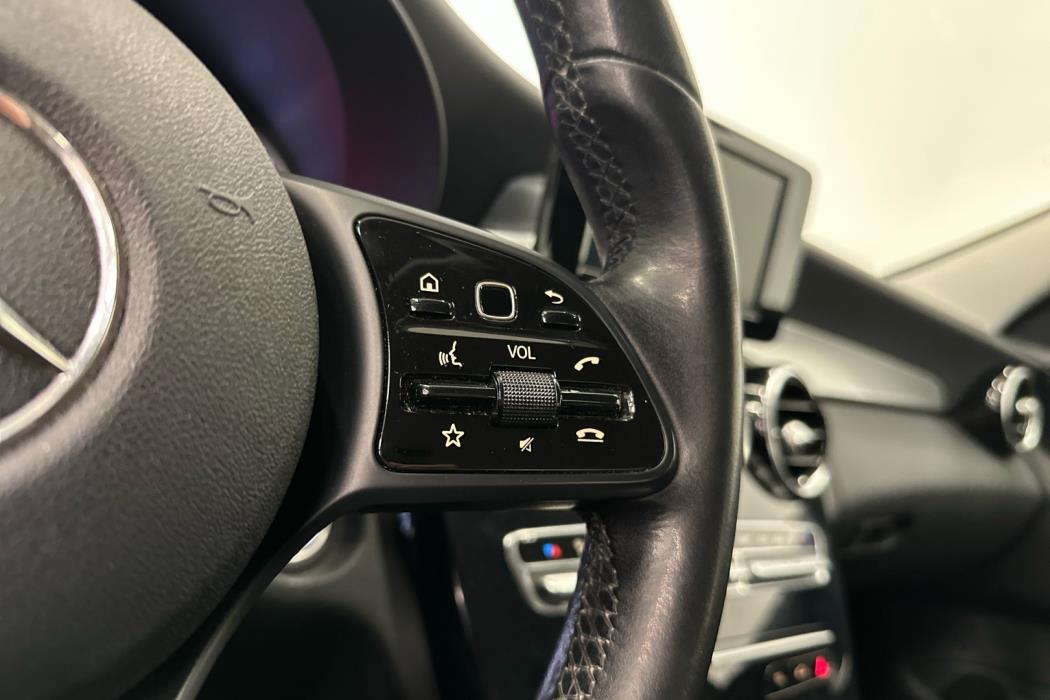 MERCEDES-BENZ C 2020