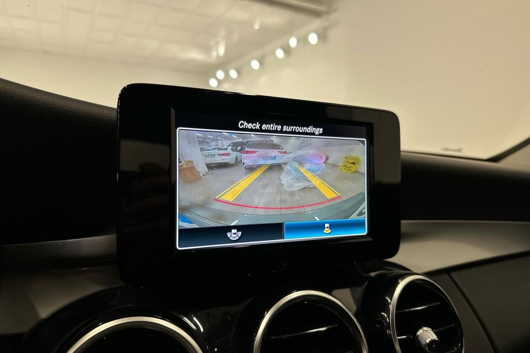 MERCEDES-BENZ C 2020