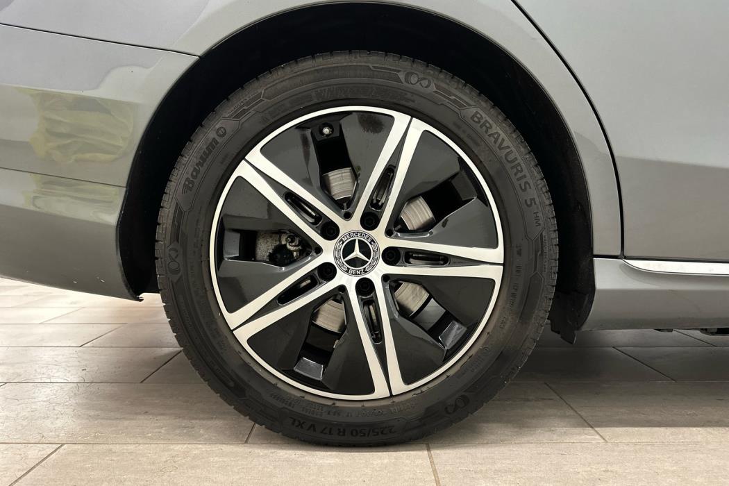 MERCEDES-BENZ C 2020