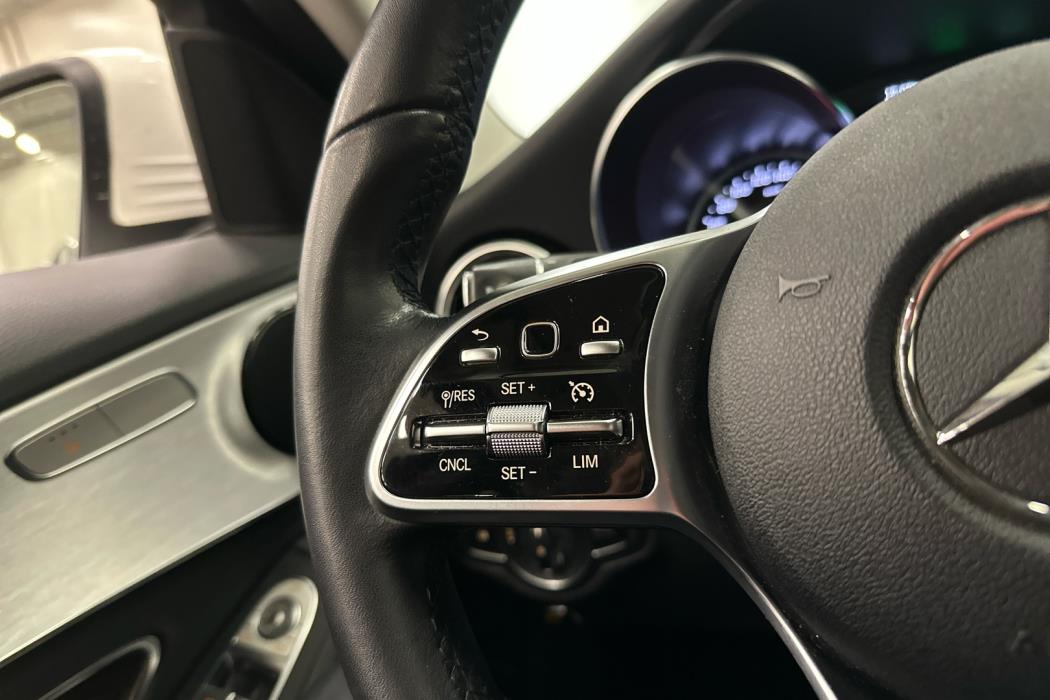 MERCEDES-BENZ C 2020