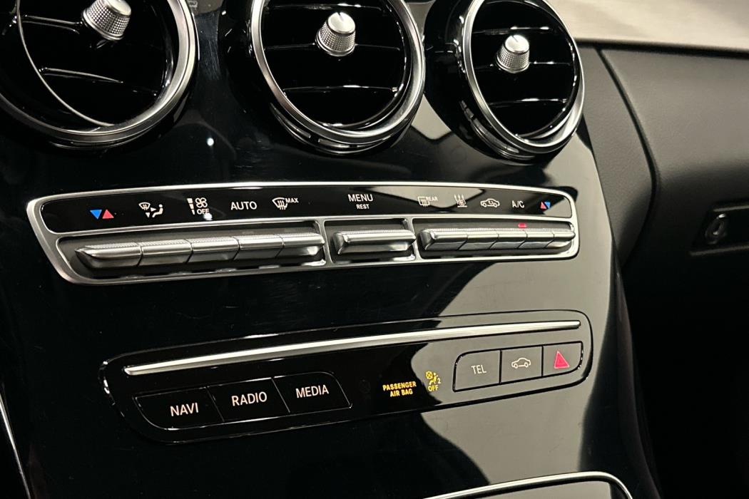 MERCEDES-BENZ C 2020