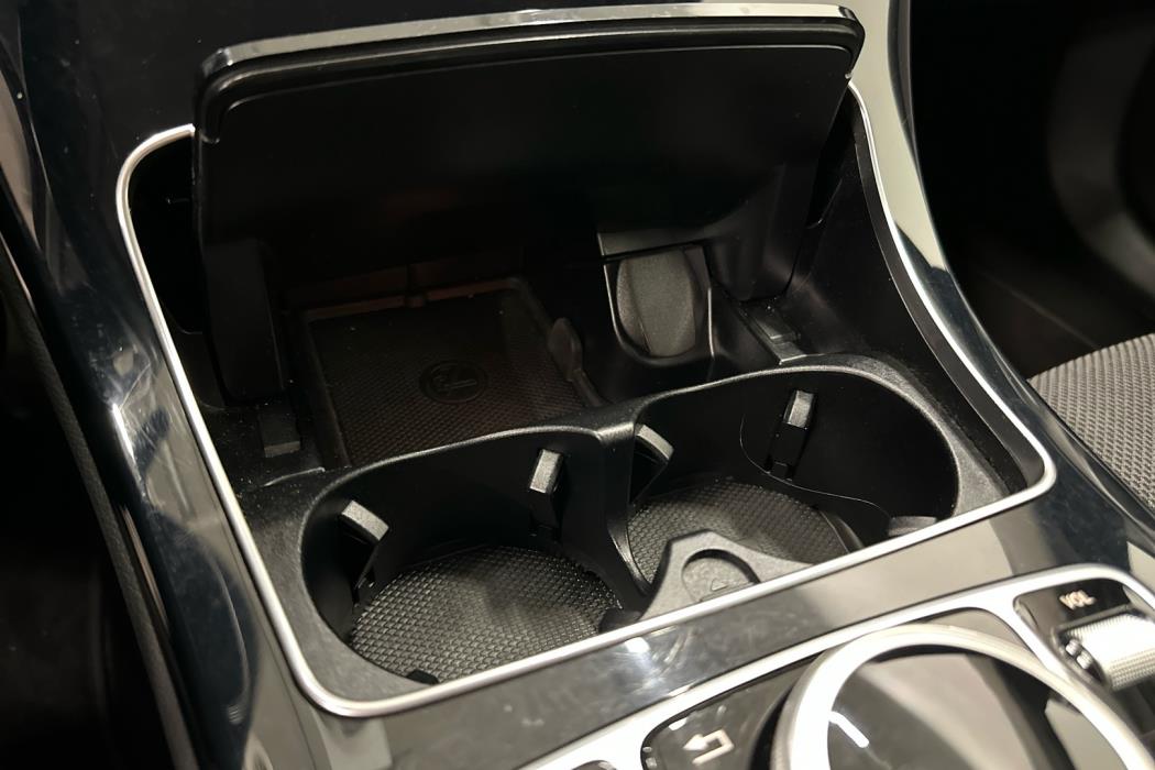 MERCEDES-BENZ C 2020