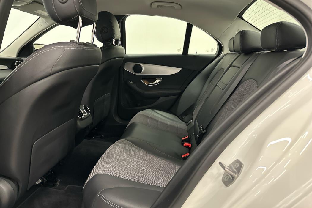 MERCEDES-BENZ C 2020