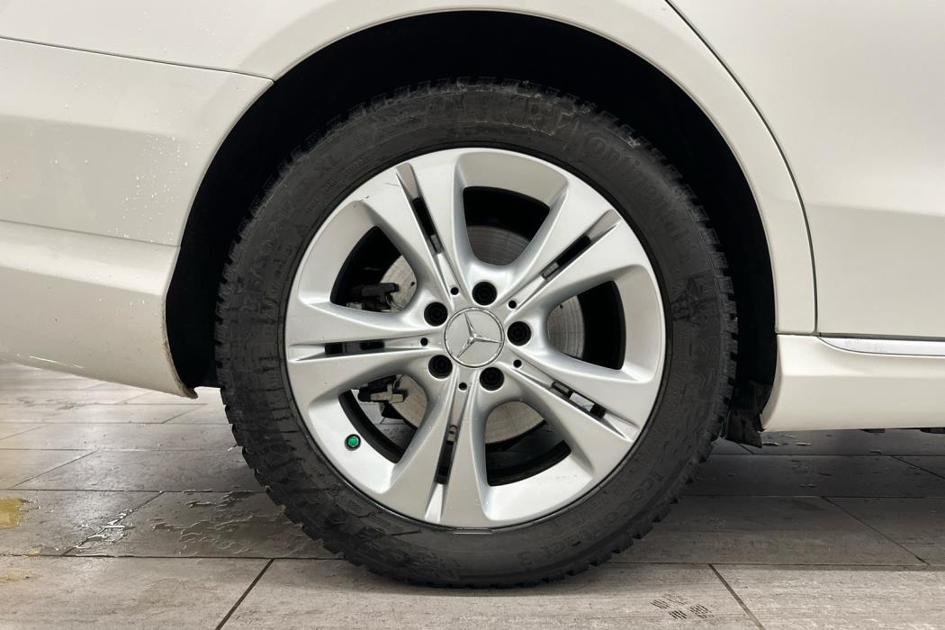 MERCEDES-BENZ C 2020