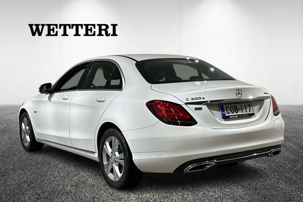 MERCEDES-BENZ C 2020