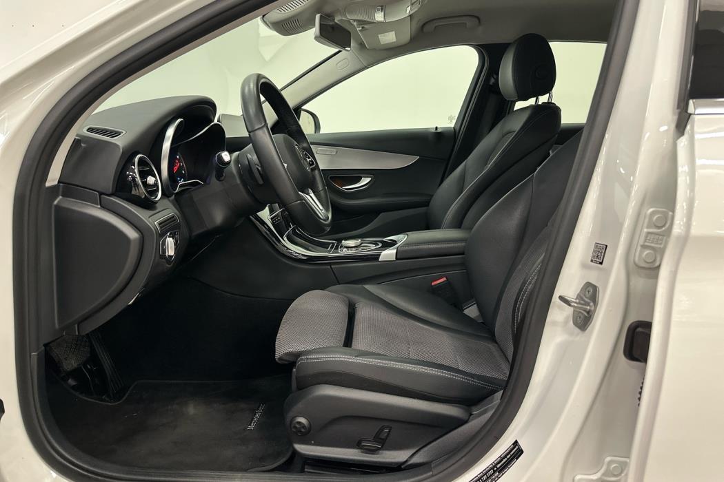 MERCEDES-BENZ C 2020