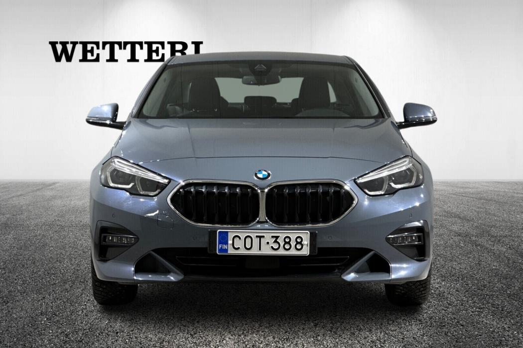 BMW 218 2021