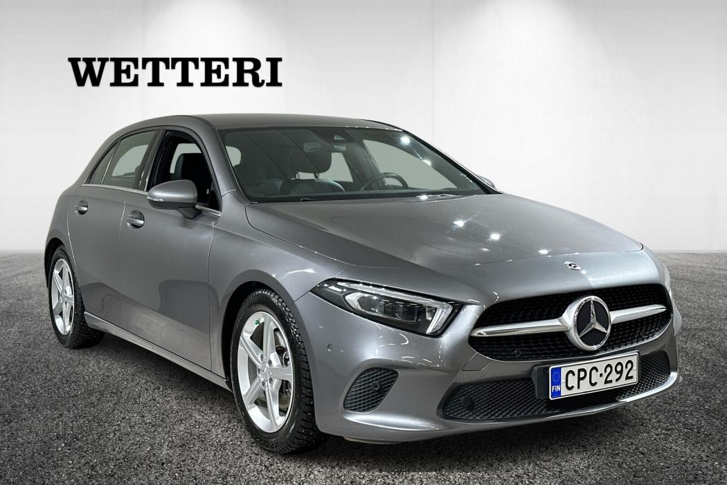 MERCEDES-BENZ A 2021