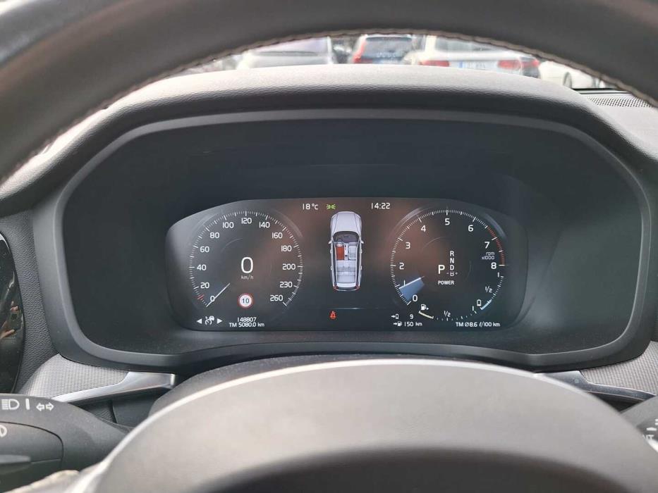 VOLVO V60 2021