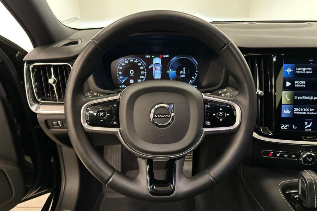VOLVO V60 2021