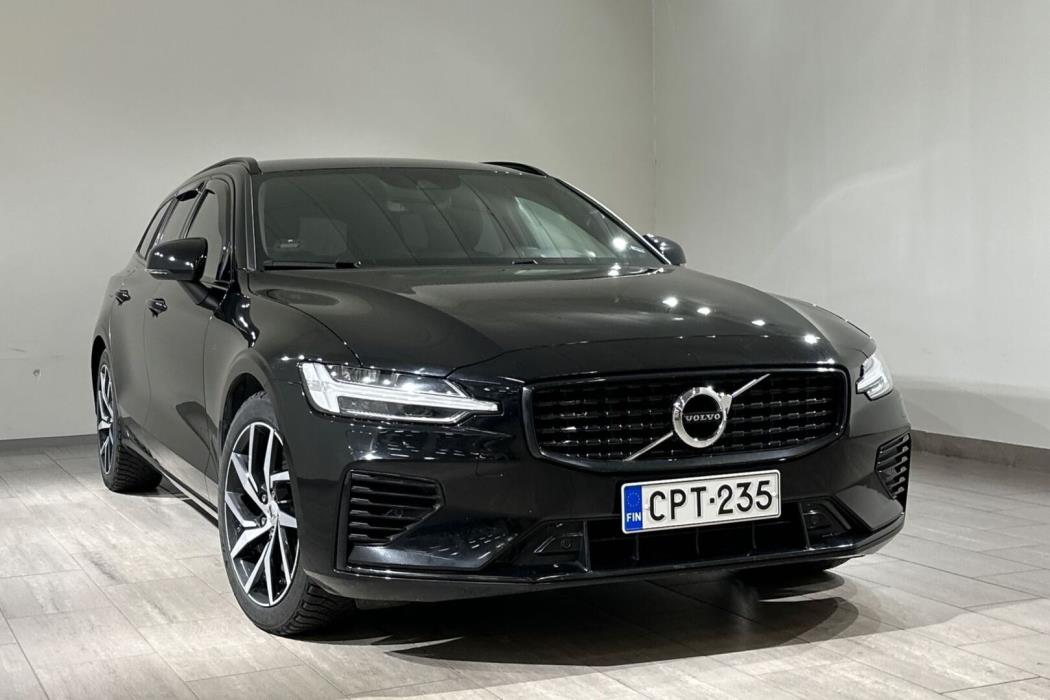 VOLVO V60 2021