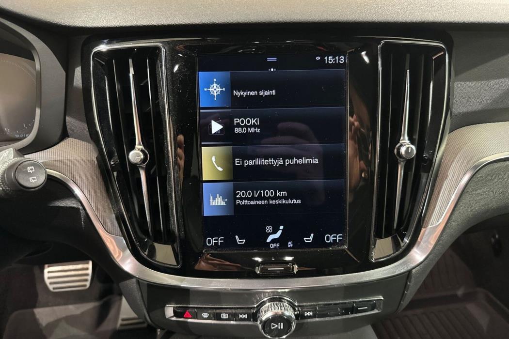 VOLVO V60 2021