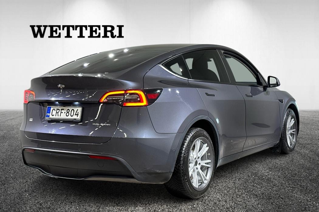 TESLA Model Y 2021