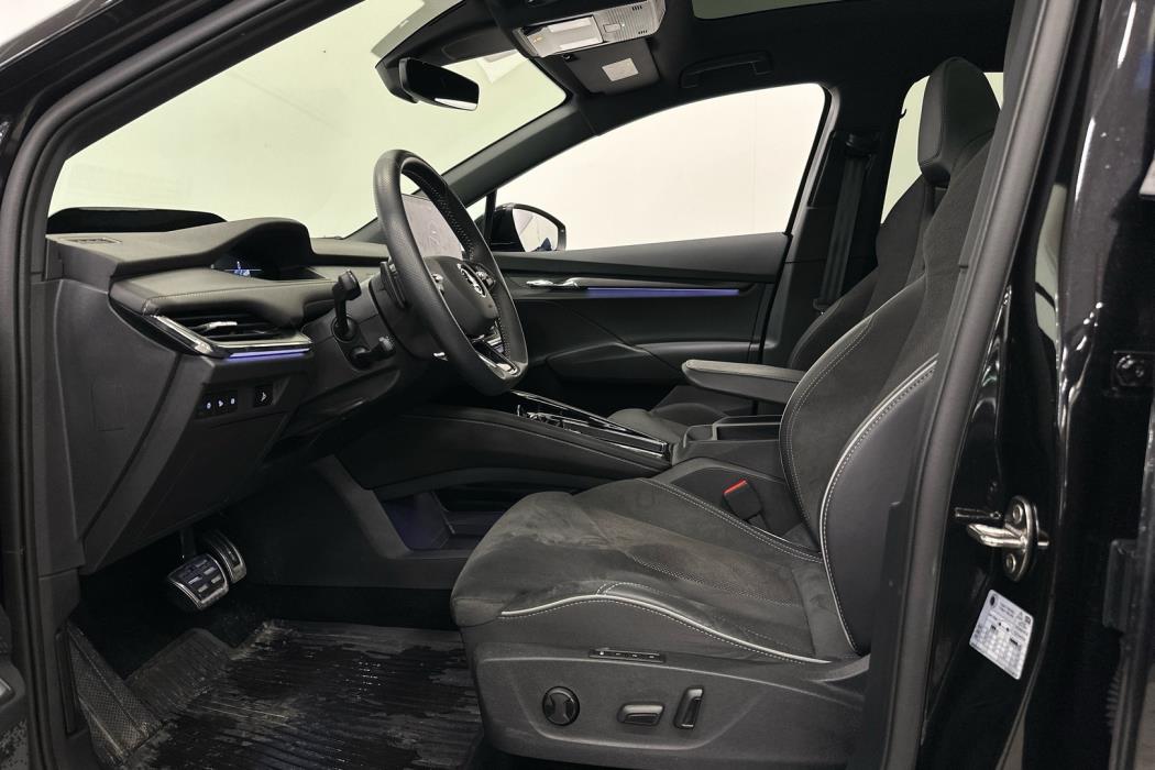 SKODA Enyaq 2023
