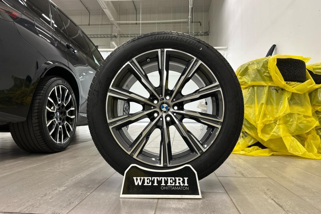 BMW X5 2024