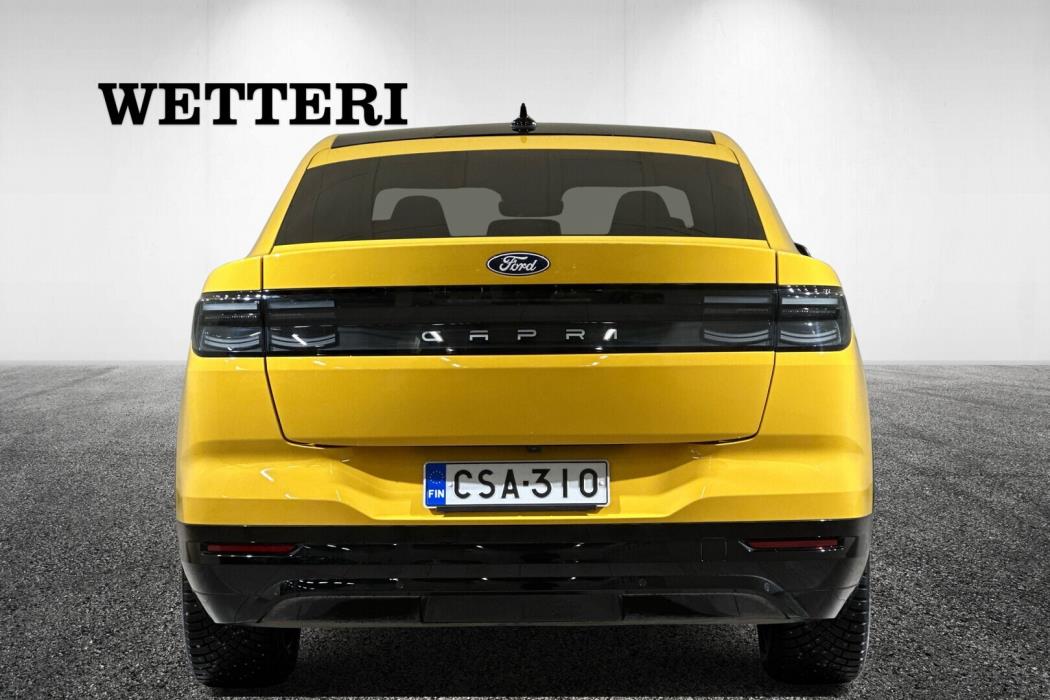 FORD CAPRI 2025