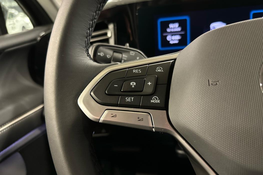 VOLKSWAGEN Tiguan 2025