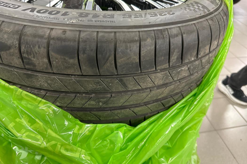 VOLKSWAGEN Tiguan 2025