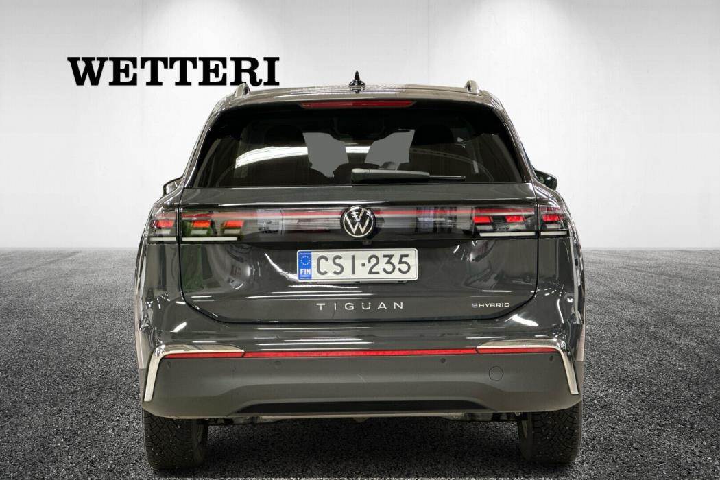 VOLKSWAGEN Tiguan 2025