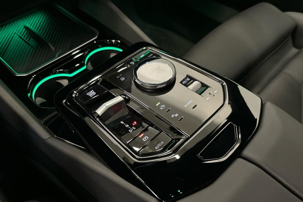 BMW 530 2025