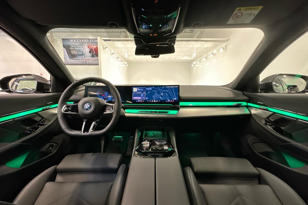 BMW 530 2025