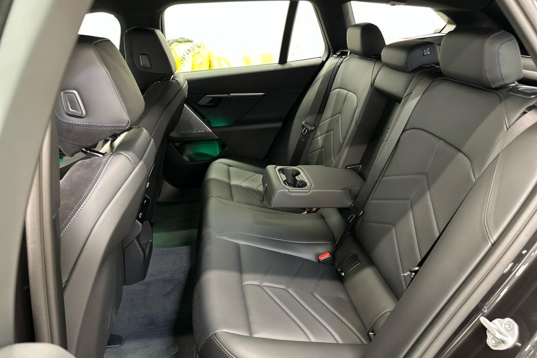 BMW 530 2025