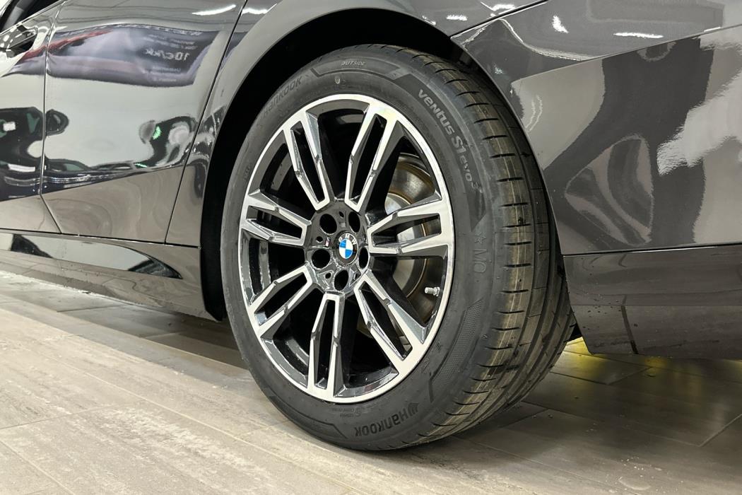 BMW 530 2025