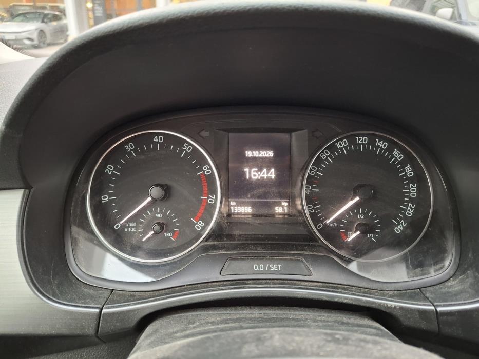 SKODA Fabia 2015