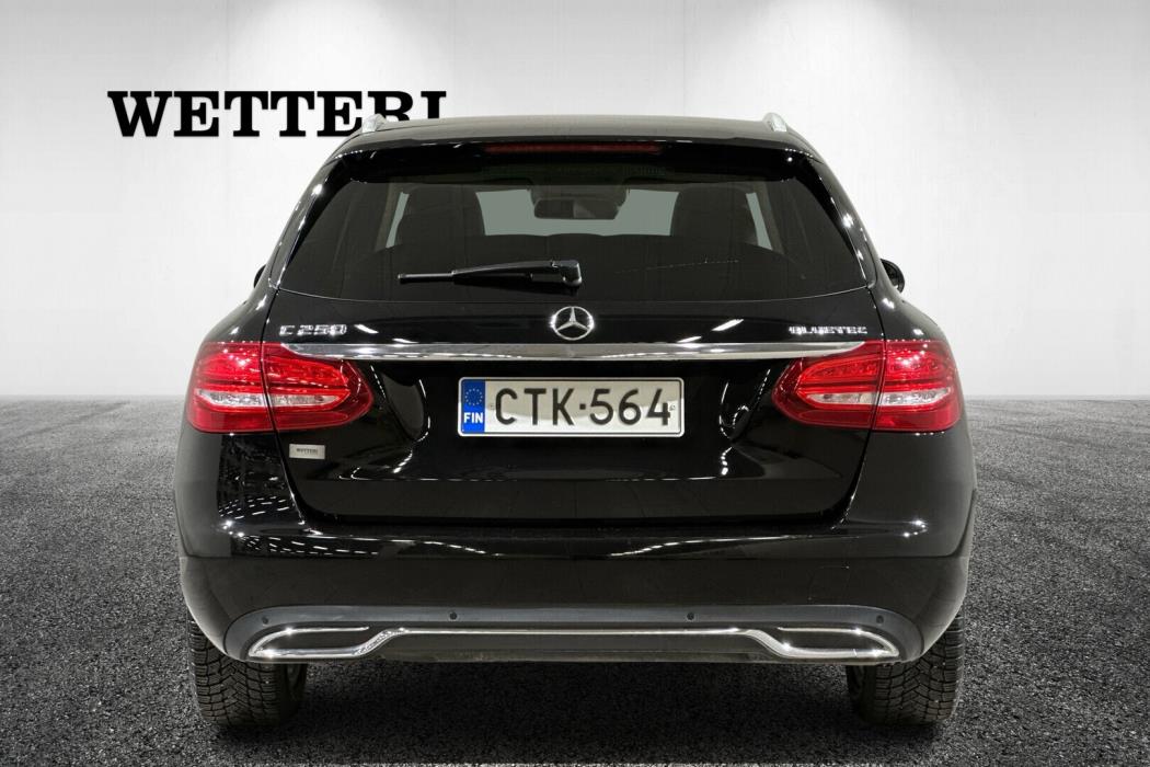 MERCEDES-BENZ C 2015