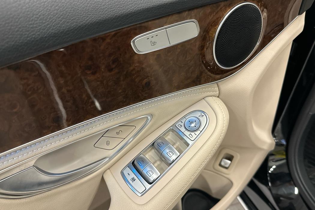 MERCEDES-BENZ C 2015