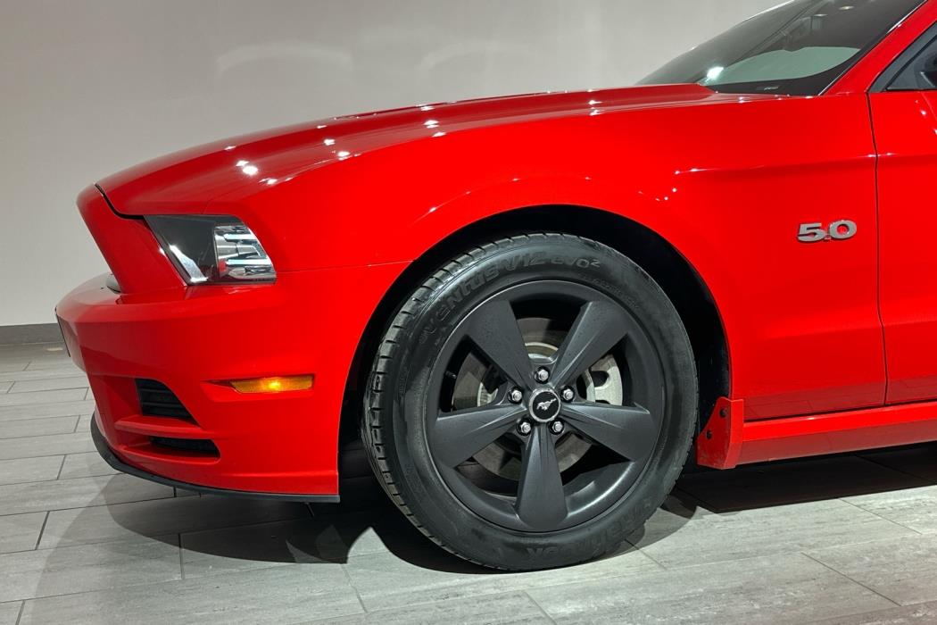 FORD Mustang 2012