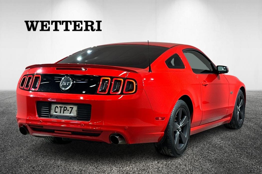 FORD Mustang 2012