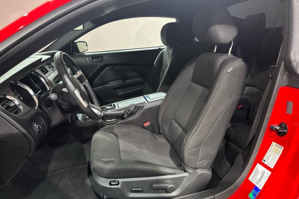 FORD Mustang 2012