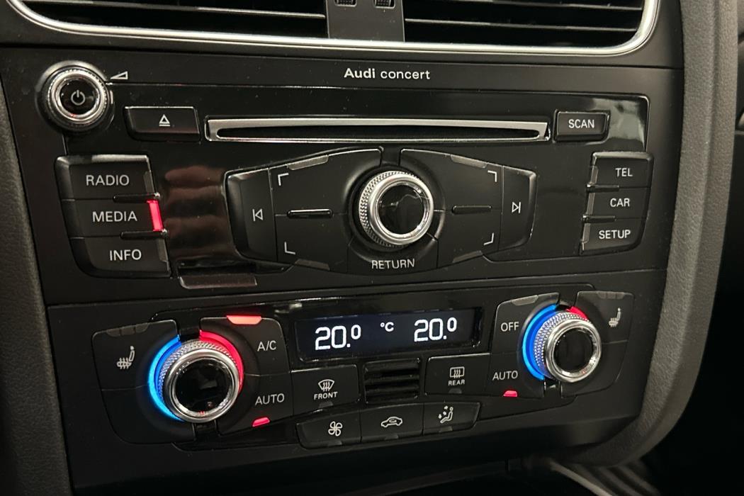 AUDI A4 2015