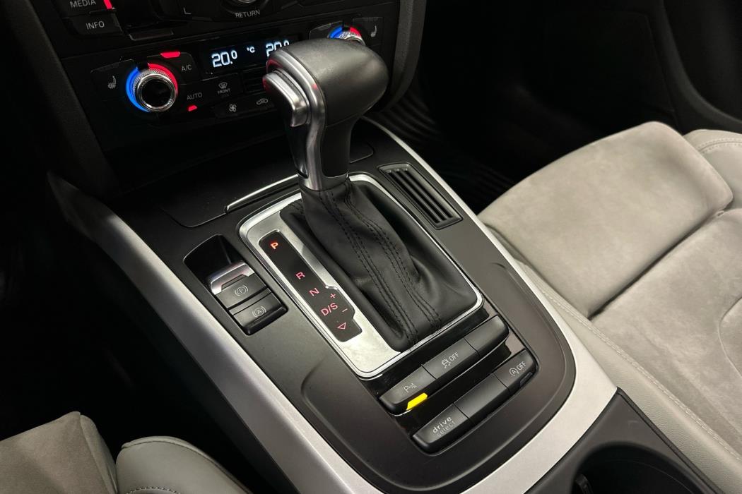 AUDI A4 2015