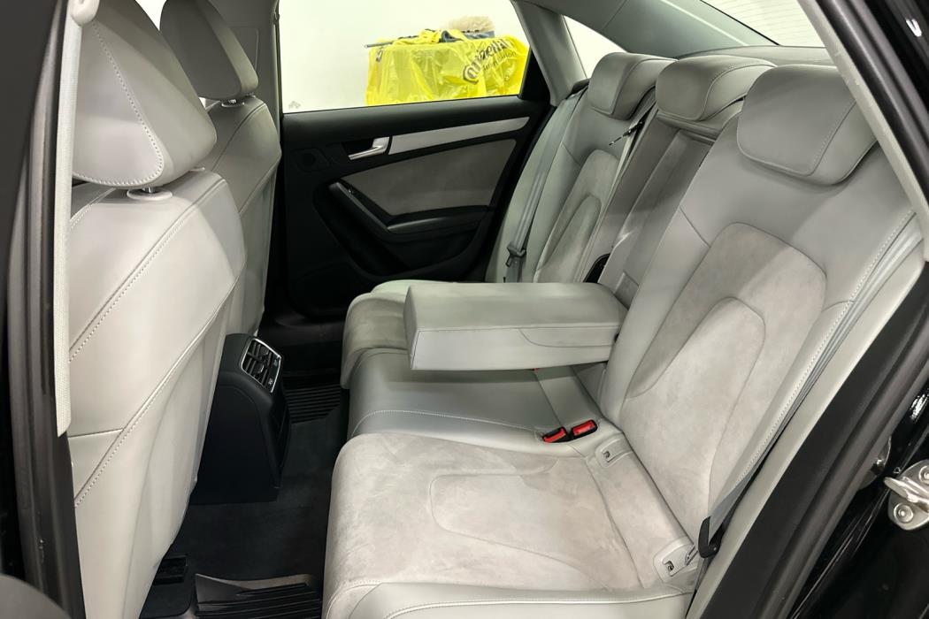 AUDI A4 2015