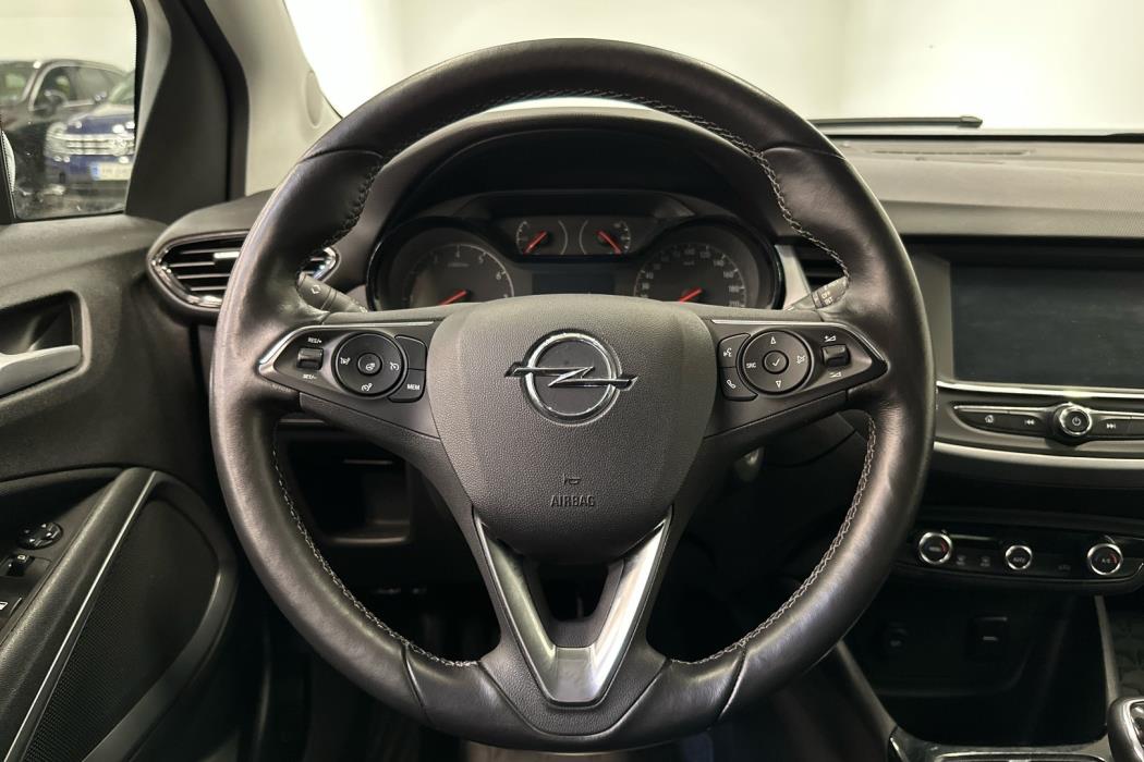 OPEL Crossland X 2017