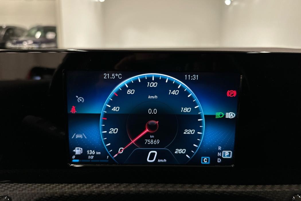 MERCEDES-BENZ A 2020