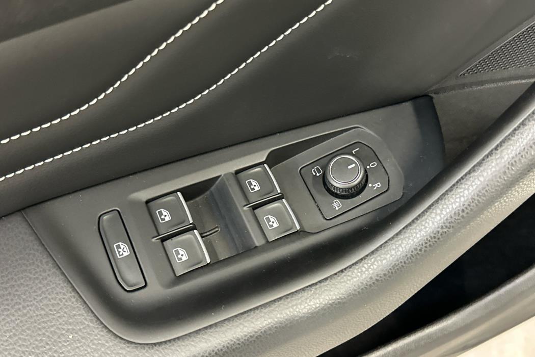 VOLKSWAGEN Passat 2021