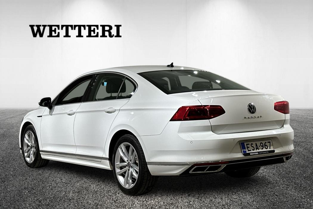 VOLKSWAGEN Passat 2021