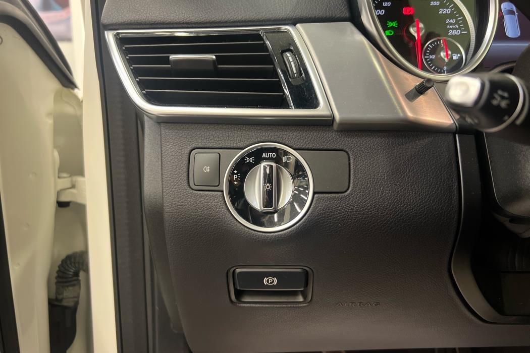 MERCEDES-BENZ GLS 2016