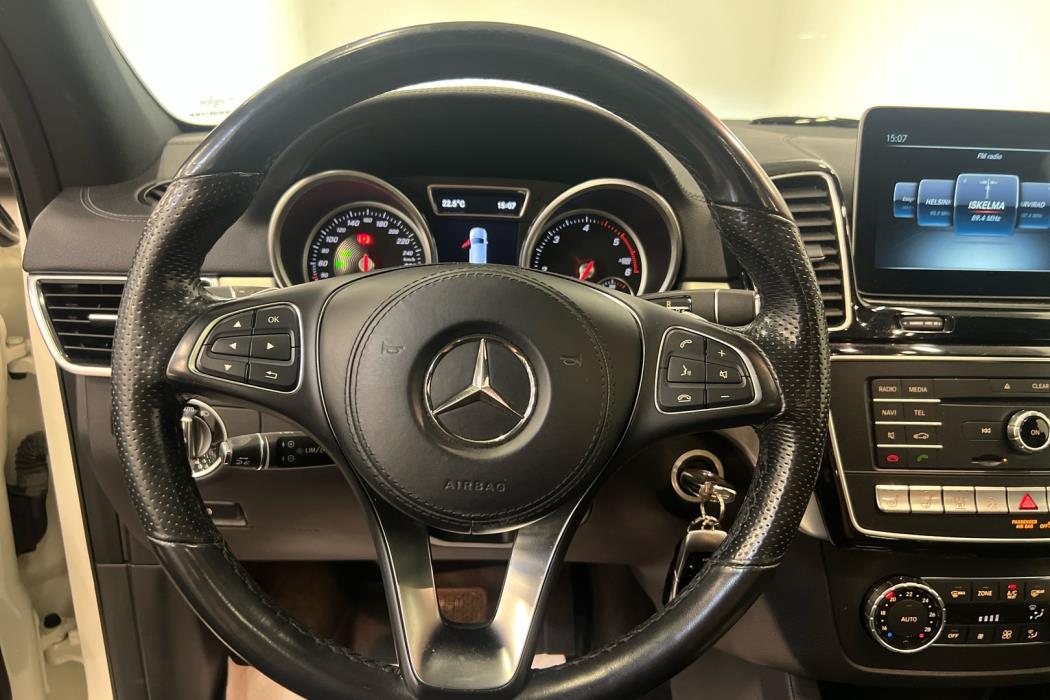 MERCEDES-BENZ GLS 2016