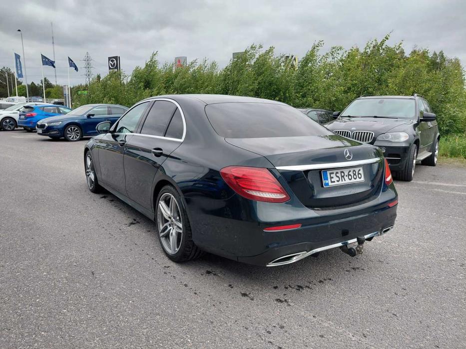 MERCEDES-BENZ E 2017