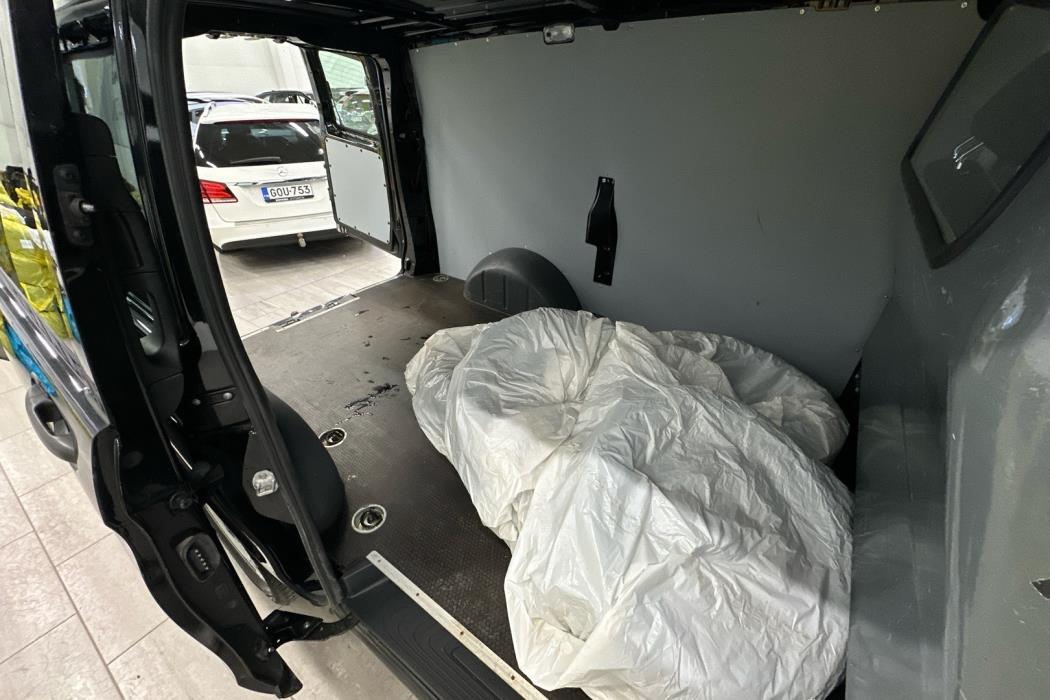 MERCEDES-BENZ VITO 2020