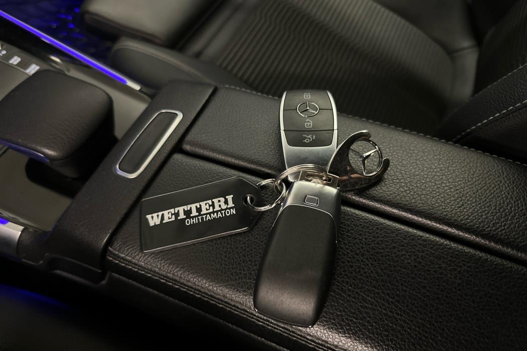 MERCEDES-BENZ GLB 2021